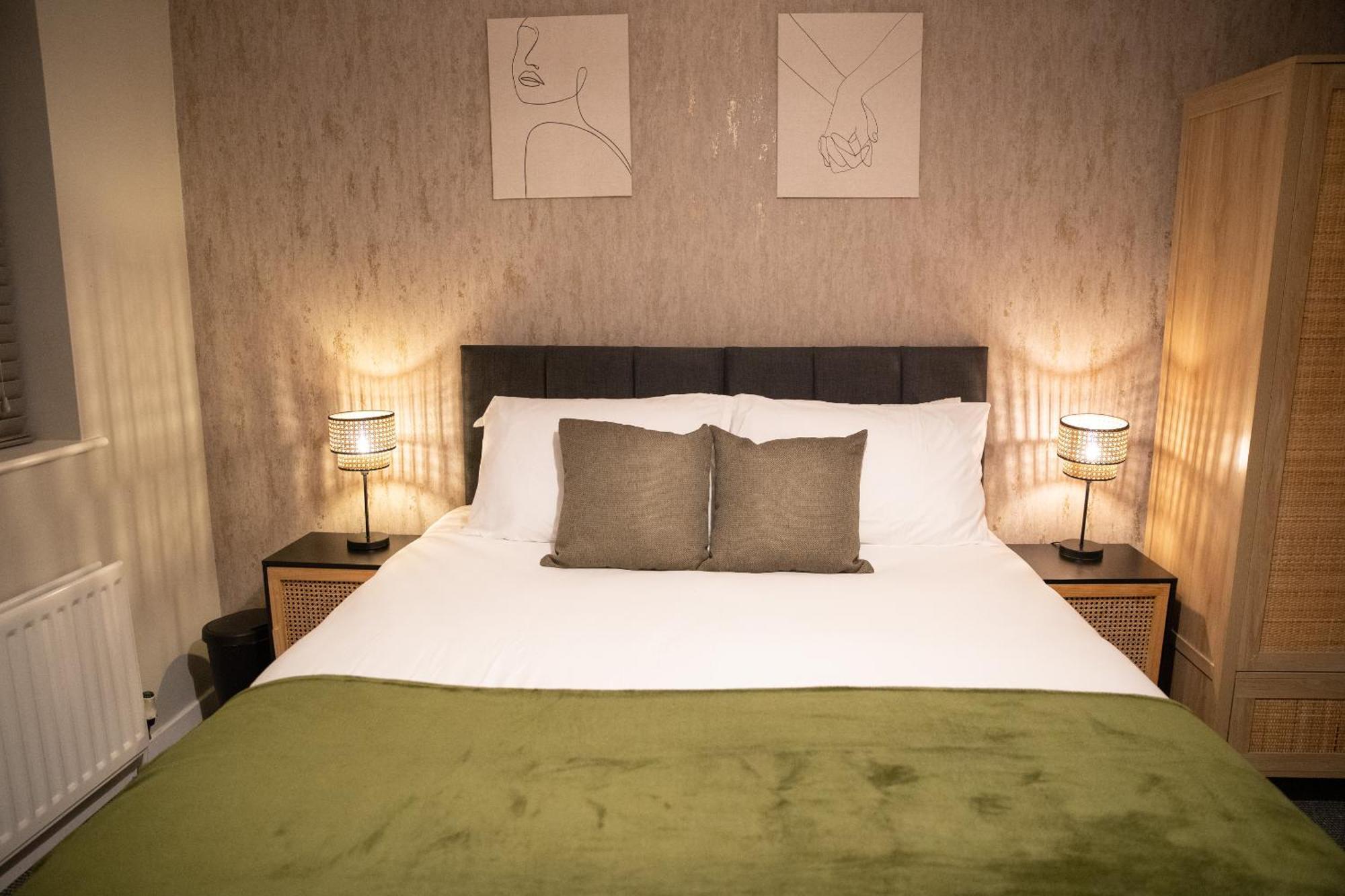 2 Bedroom Property With Free Parking Close To Leeds City Centre ภายนอก รูปภาพ